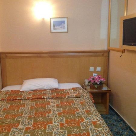 Yalta Hotel Istanbul Ngoại thất bức ảnh