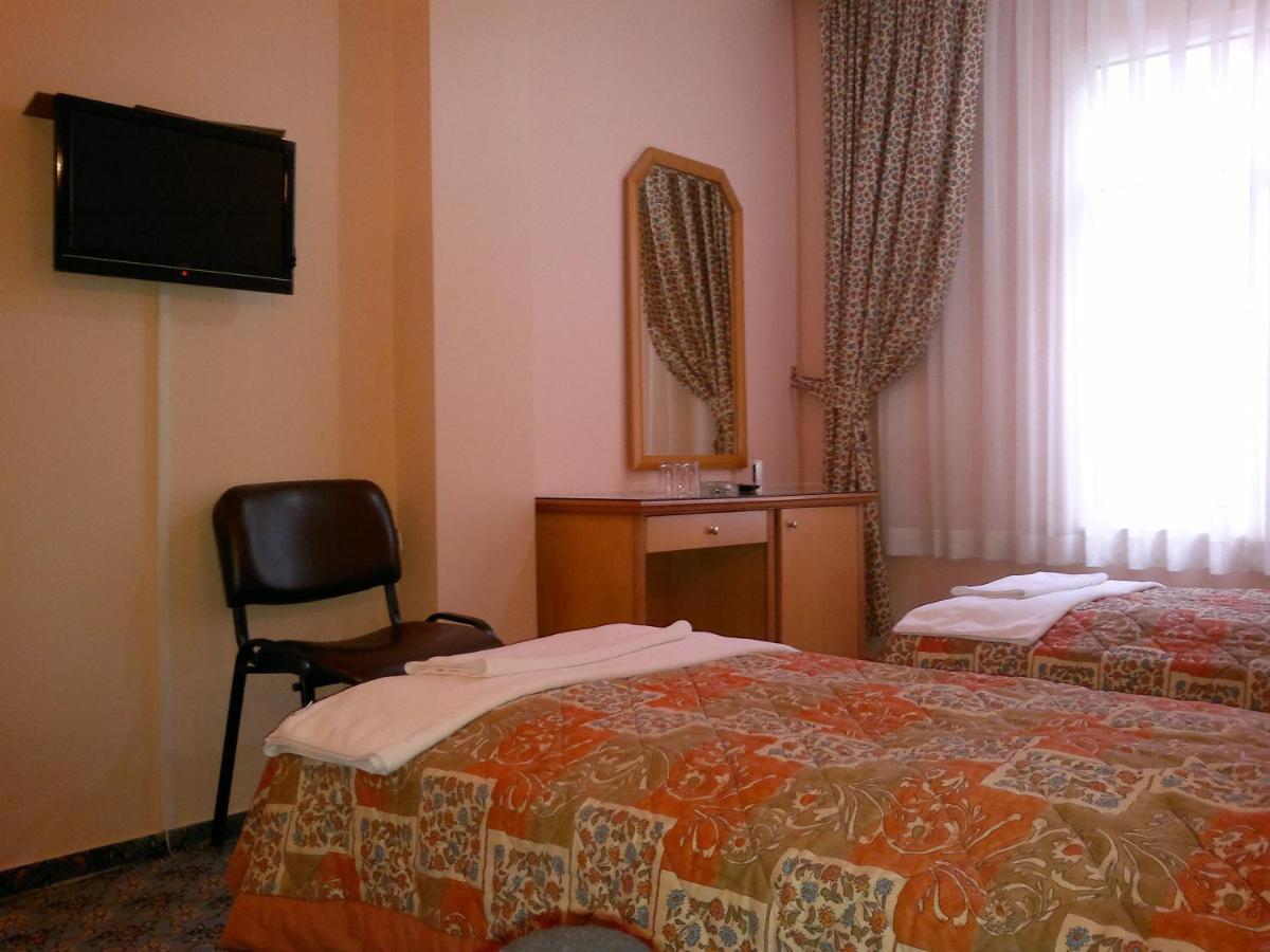 Yalta Hotel Istanbul Phòng bức ảnh